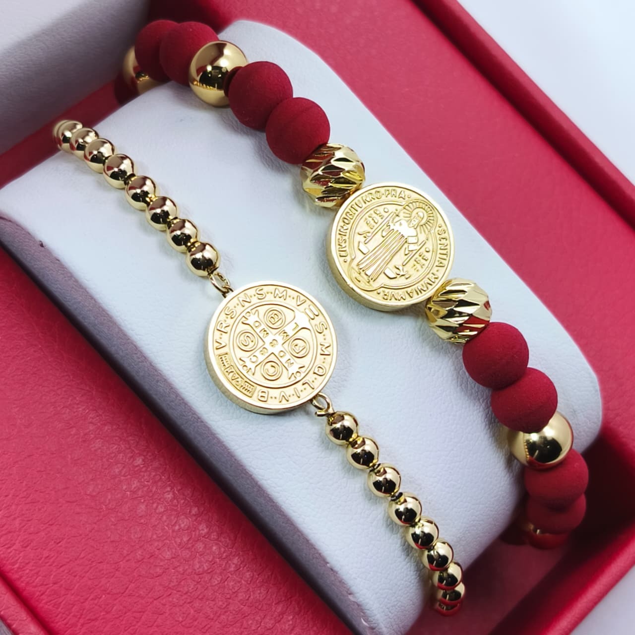 Combo De 2 Pulseras de Protección San Benito Para Parejas + caja de regalo GRATIS